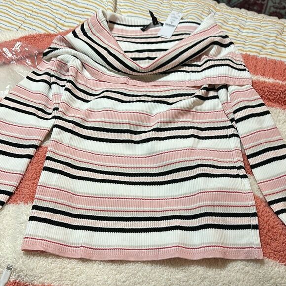 NWT WHBM Off The Shoulder Striped Pullover Sweater M - Picture 4 of 6